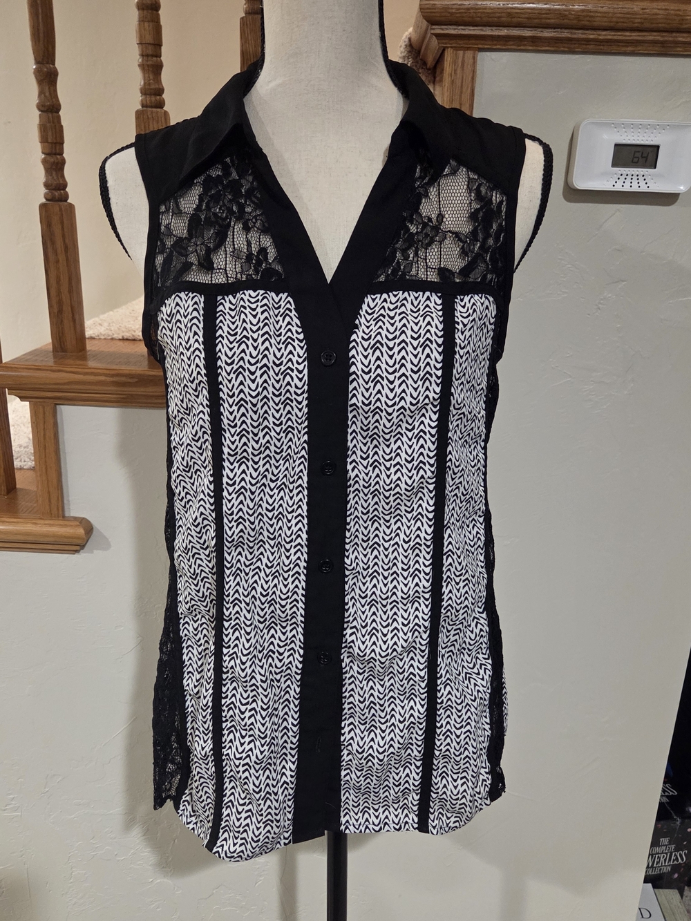 Maurices Sleeveless Black & White Lace Panel Blouse
